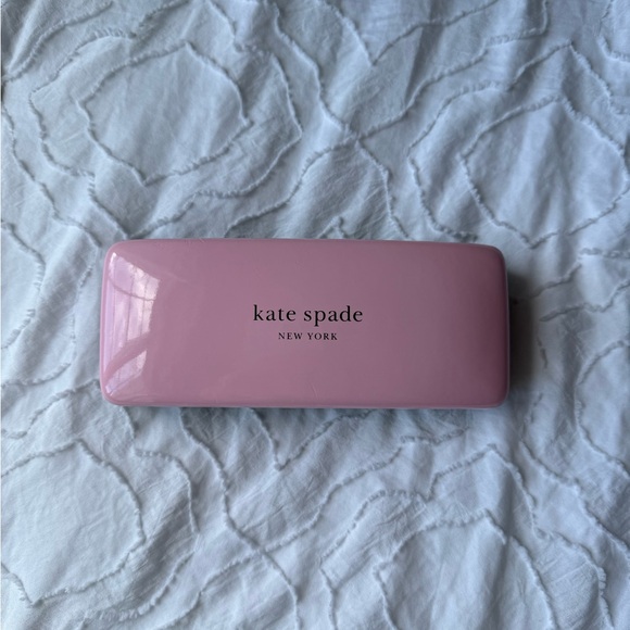 Kate Spade Blush Pink and Dark Green Eyeglass Case with Wipe - Picture 1 of 9